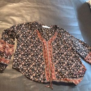 Women’s Astr v-neck top